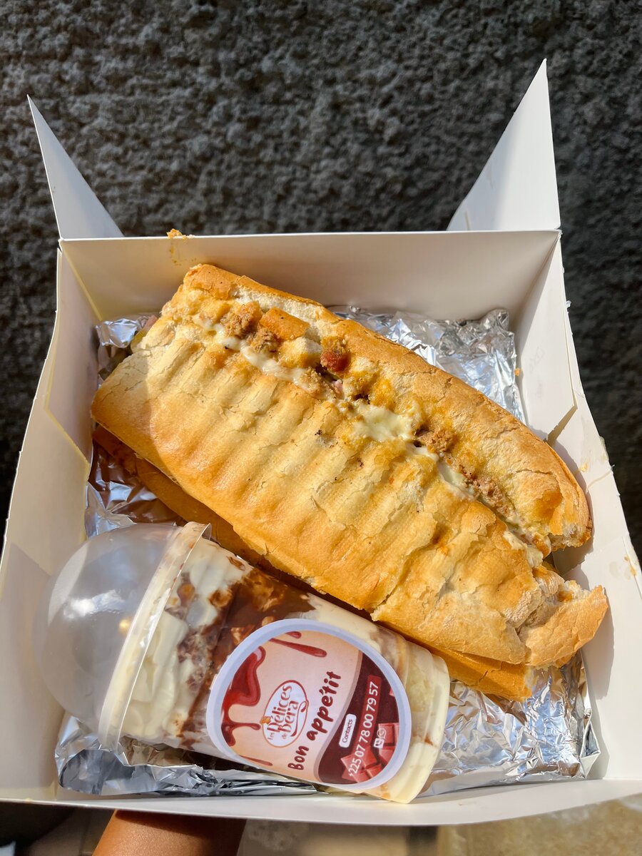 Panini gourmand avec dessert