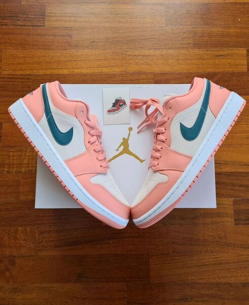 AIR JORDAN 1 LOW