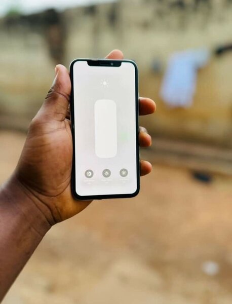 iPhone X 64gig