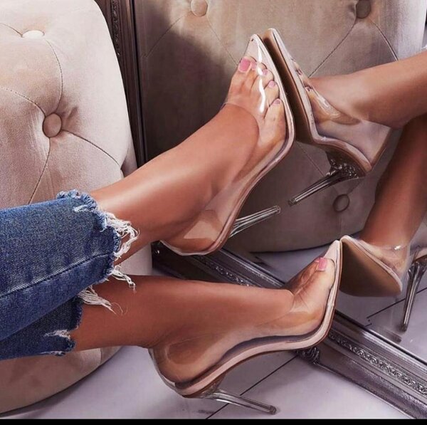 Full Heels