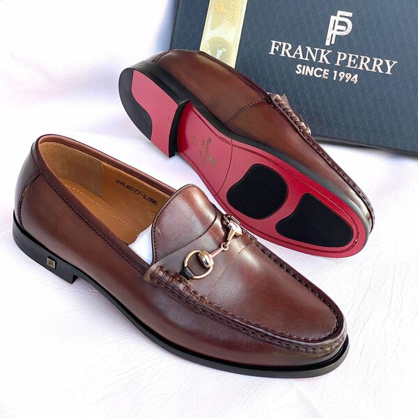 Mens classic shoes
