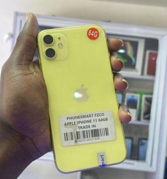 iPhone 11