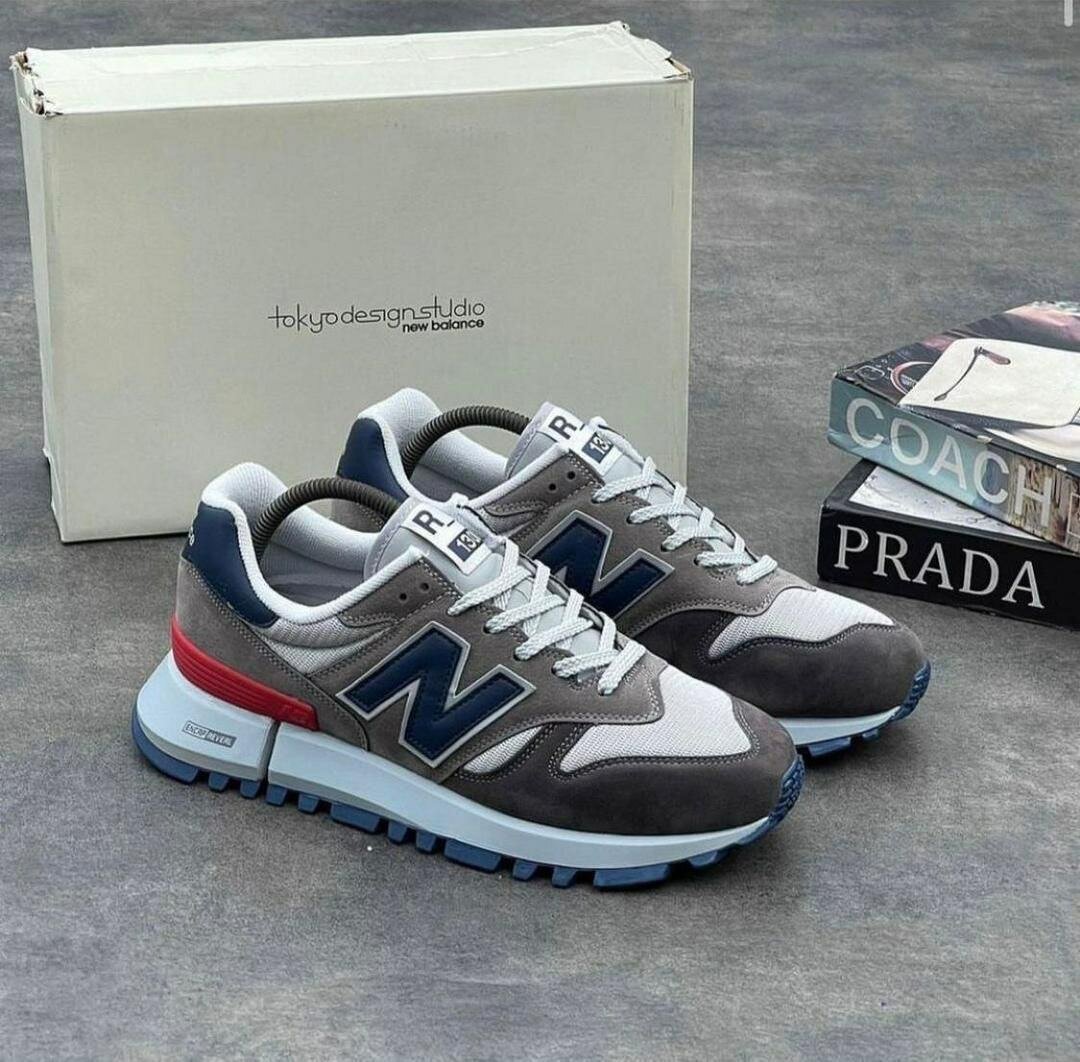 Baskets New Balance 1300
