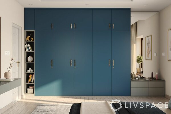 Wardrobe closet