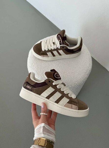 Adidas campus