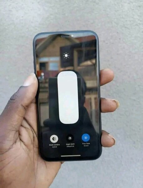 iPhone XR - Smartphone Apple