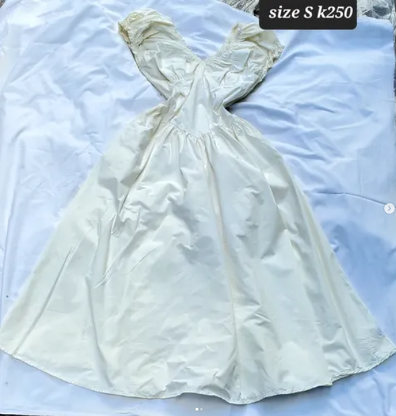 white dress