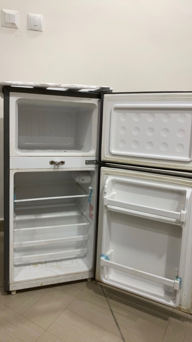 Réfrigérateur congélateur compact