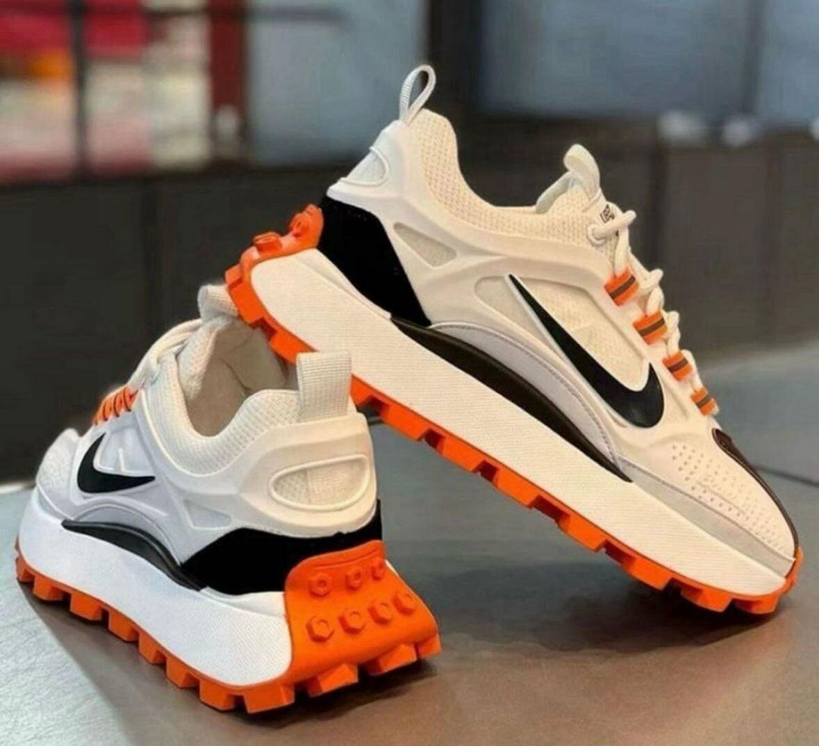 Sneakers de sport modernes