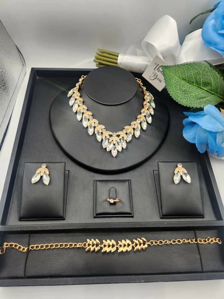 Fashion jewelry