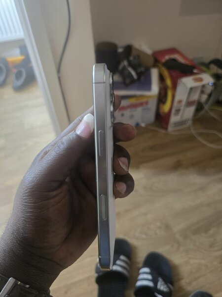 iPhone 16 pro