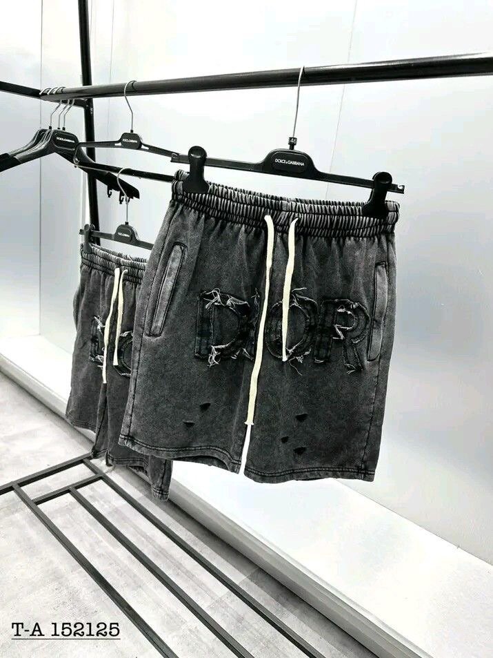 Short nika