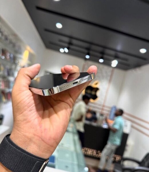 Apple IPhones