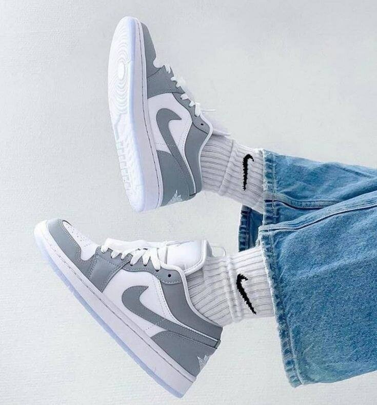 Baskets basses mode grise