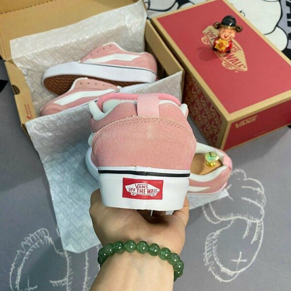 Vans Knu Skool Sneakers