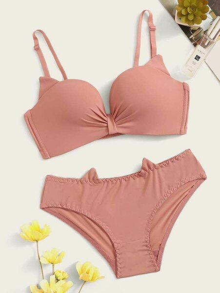 UNDER WEAR