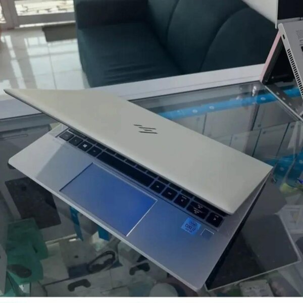HP laptop
