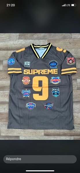 Maillot de marque