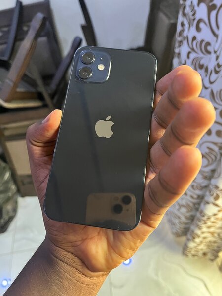 iPhone 12