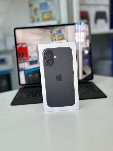 iPhone 16