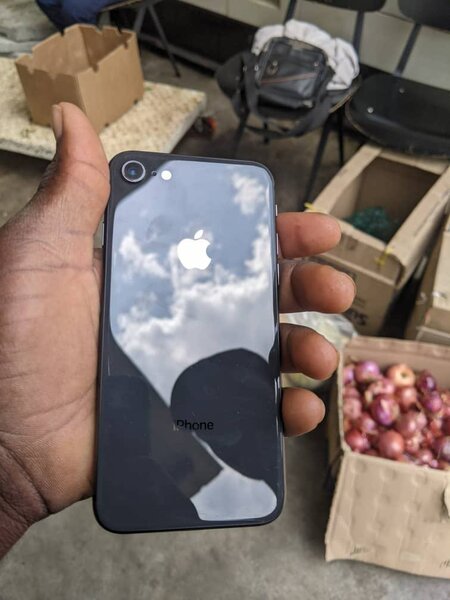 iPhone 8