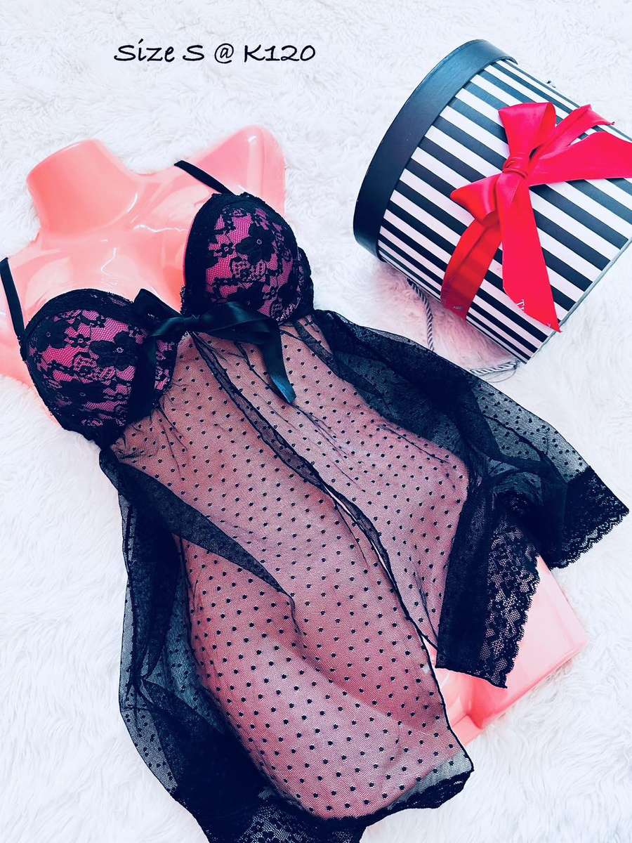 Lingerie noir