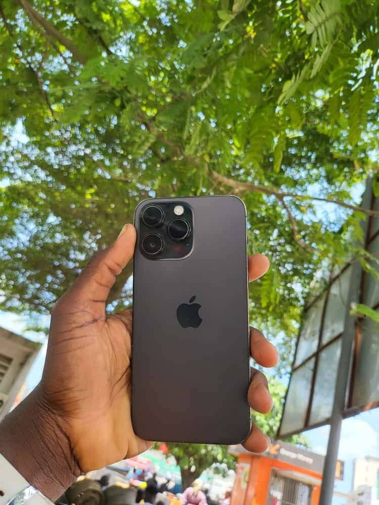iPhone 14 pro max 256 giga tout es ok