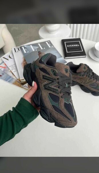 New Balance 9060