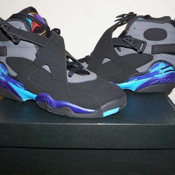 JORDAN 8 RETRO