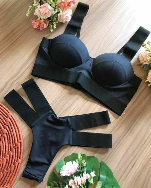 UNDER WEAR