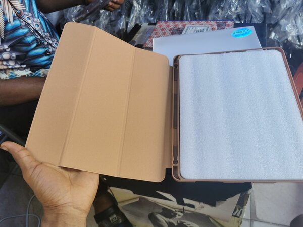iPad 12.9