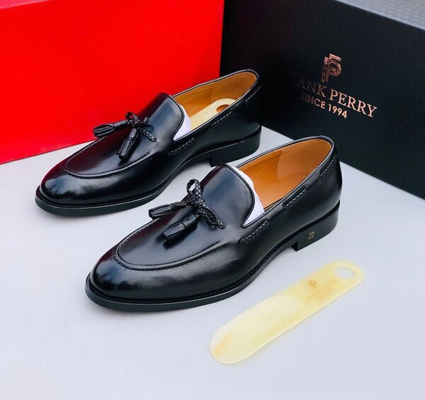 Men shoes