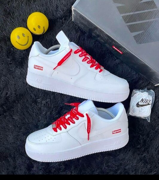 Nike Supreme