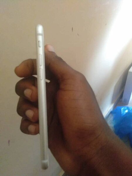 iPhone 8