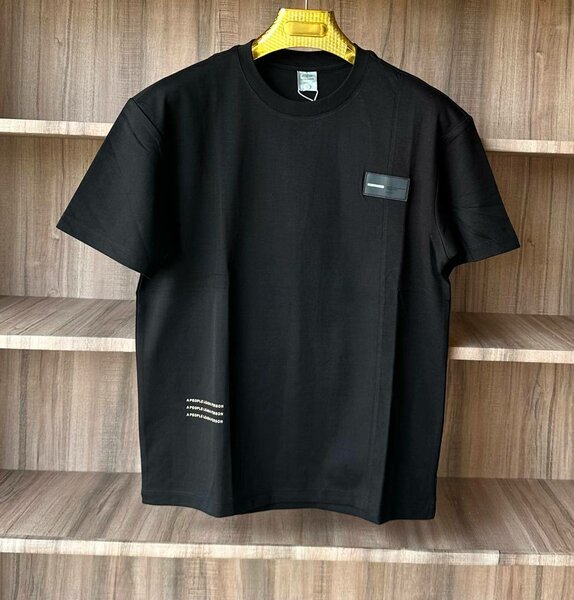 Black Short-sleeve T-shirt