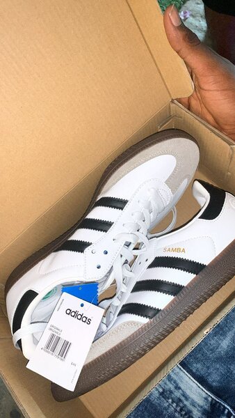 Sneaker Agent