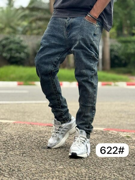 Jeans slim pour hommes
