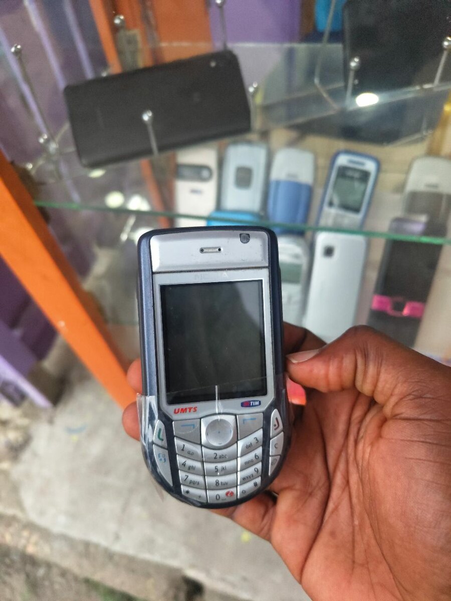 Nokia 6633 rétro