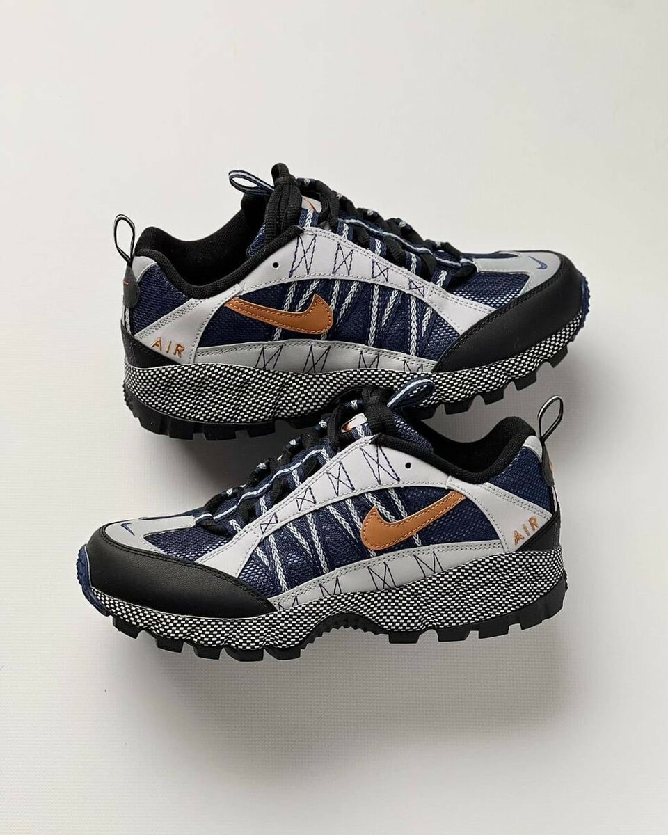 Nike air humara