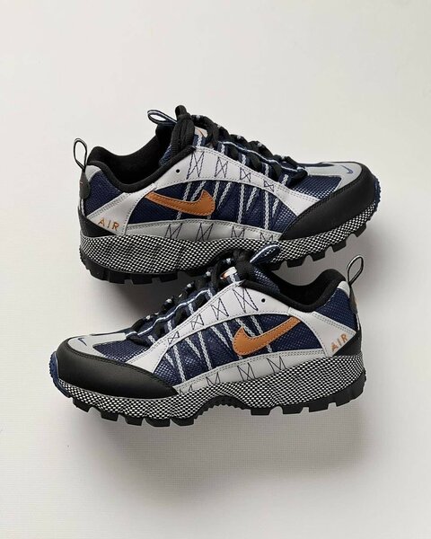 Nike air humara
