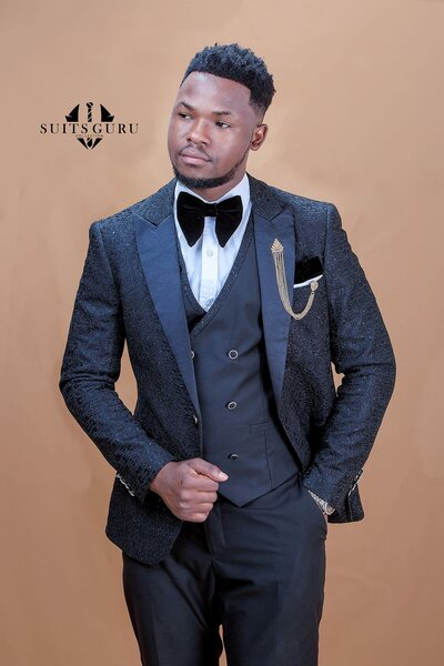 Elegant men's suit 