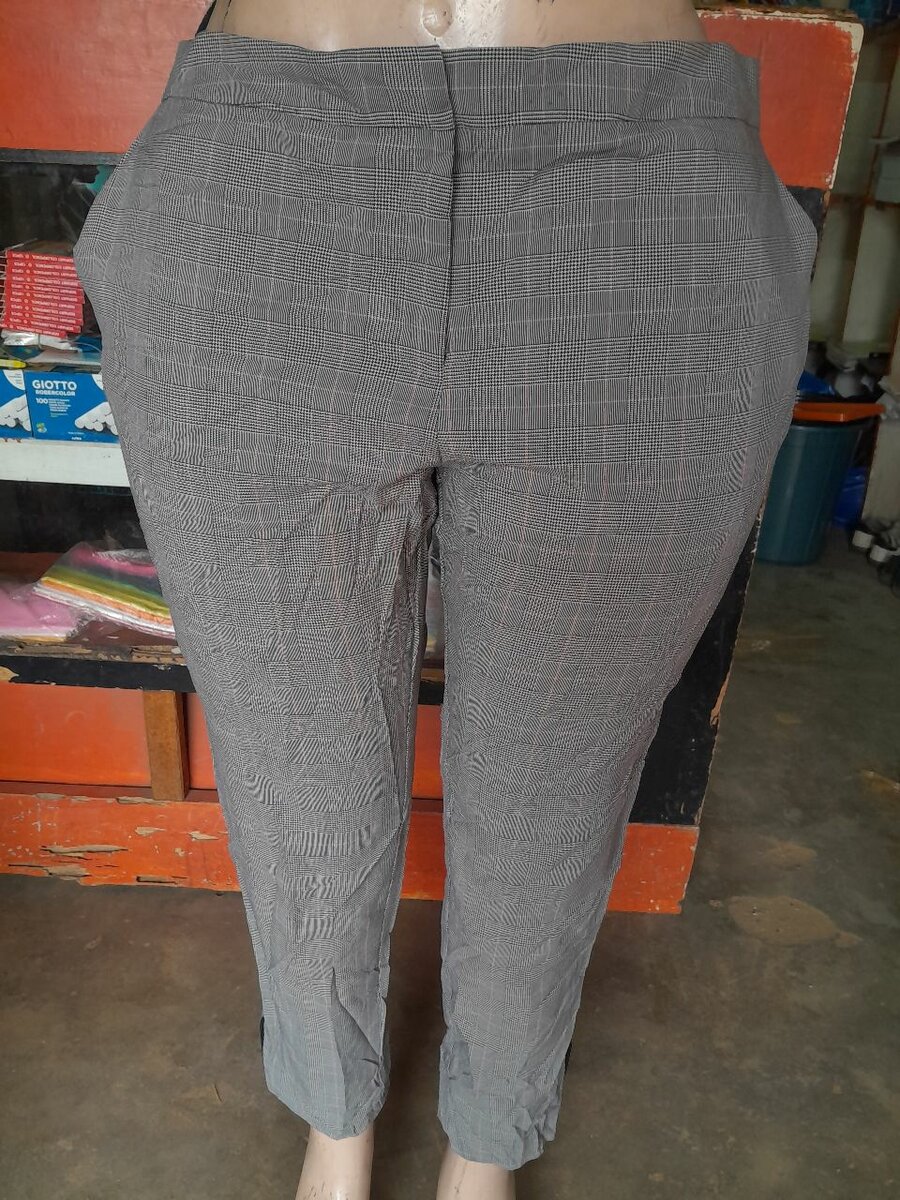 Chic pantalon tissu multicolore