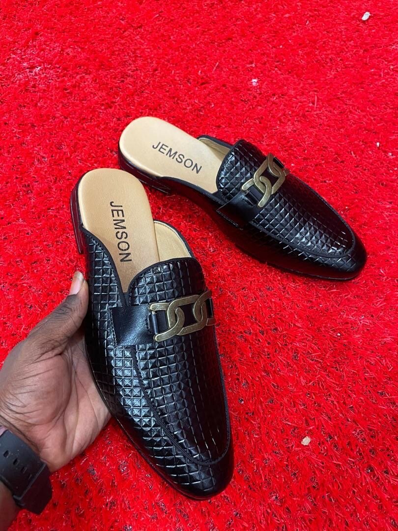 Dressing shoes