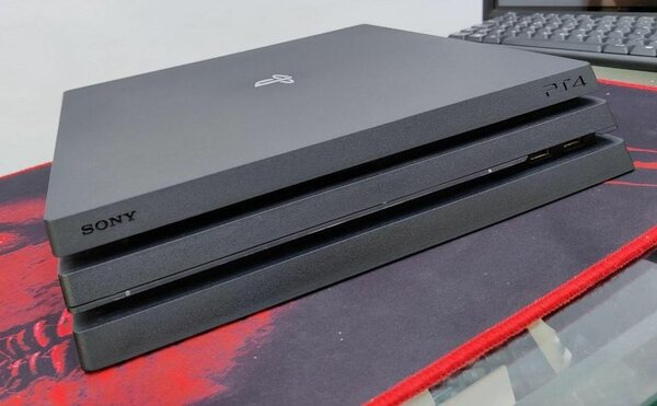 PS4 PRO + games