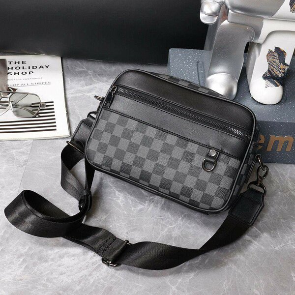 Essentials Side bags