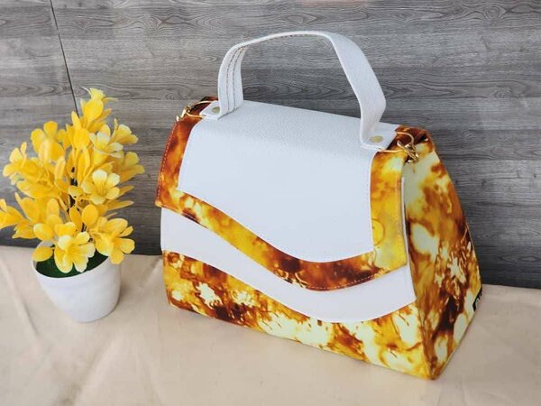 Sac à main élégant en cuir
