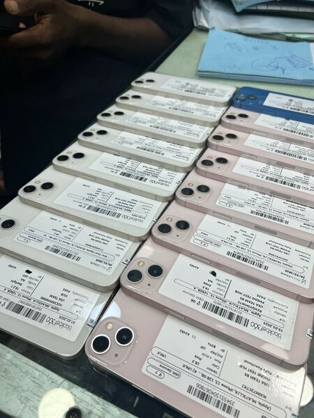 iPhone 13