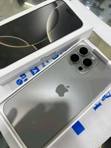 Iphones 16 pro max