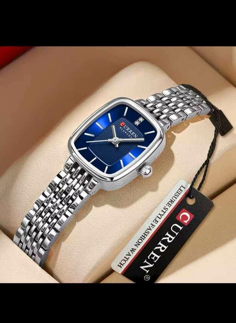 Montre CURREN