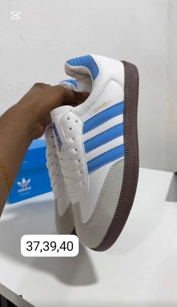 Sneakers